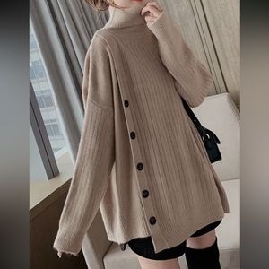 High-Low Long Sleeves Asymmetric Buttoned High-Neck Knitwear Sweater